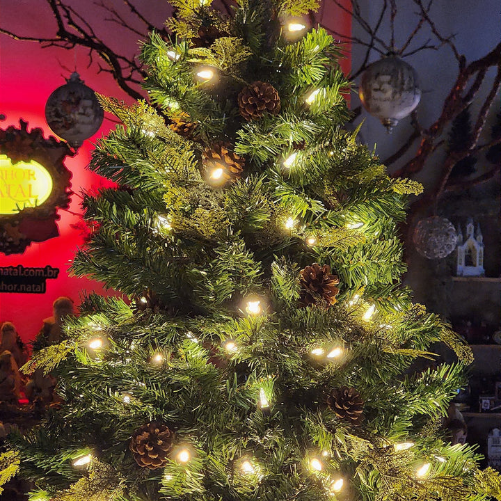 ÁRVORE REALISTA PINHEIRO CONSTELAÇÃO 400 LEDS WARM 1241 GALHOS 2,10CM MODELO CLICK BIVOLT