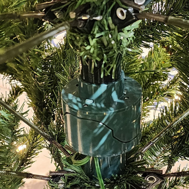 ÁRVORE REALISTA PINHEIRO CONSTELAÇÃO 400 LEDS WARM 1241 GALHOS 2,10CM MODELO CLICK BIVOLT