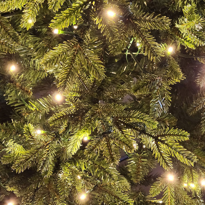 ÁRVORE REALISTA PINHEIRO AUSTRAL 2,10CM 450 LEDS WARM 801 GALHOS BIVOLT