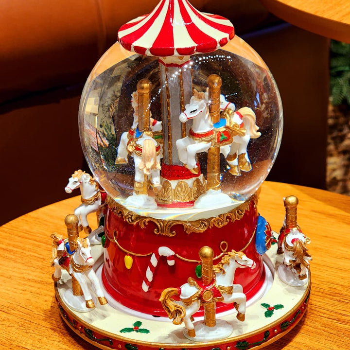 GLOBO COM ÁGUA CARROSSEL COM MOVIMENTO 20,5CM